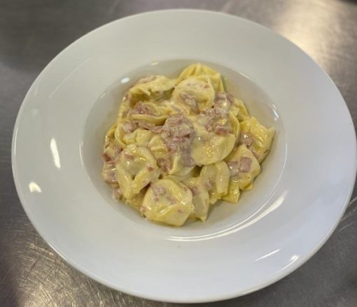 Tortellini Panna e Prosciutto
